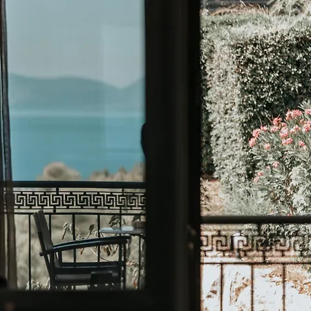 Szálloda Akron Luxury Holidays 2*