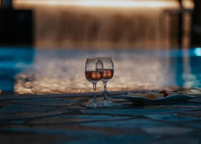 Szálloda Akron Luxury Holidays