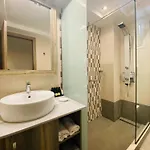 酒店 Akron Luxury Holidays 2*