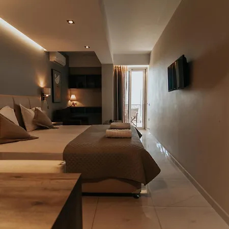 Hotel Akron Luxury Holidays 2*