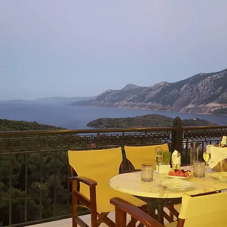 Akron Luxury Holidays 2*