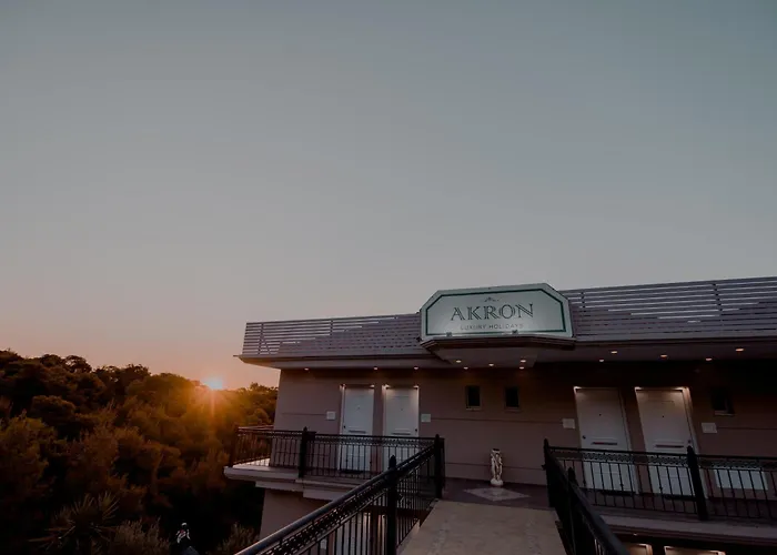 Akron Luxury Holidays Hotel 2*